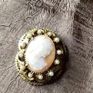 Florenza Jewelry Vintage Florenza Cameo Poshmark